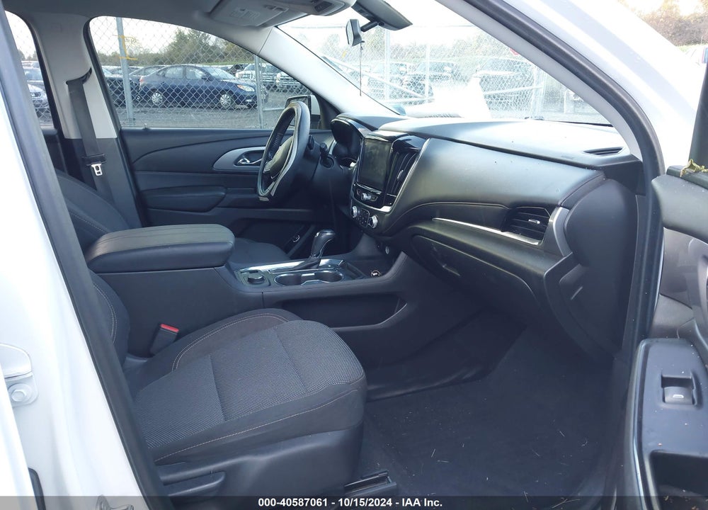2018 CHEVROLET TRAVERSE 1LT VIN: 1GNEVGKW5JJ208816