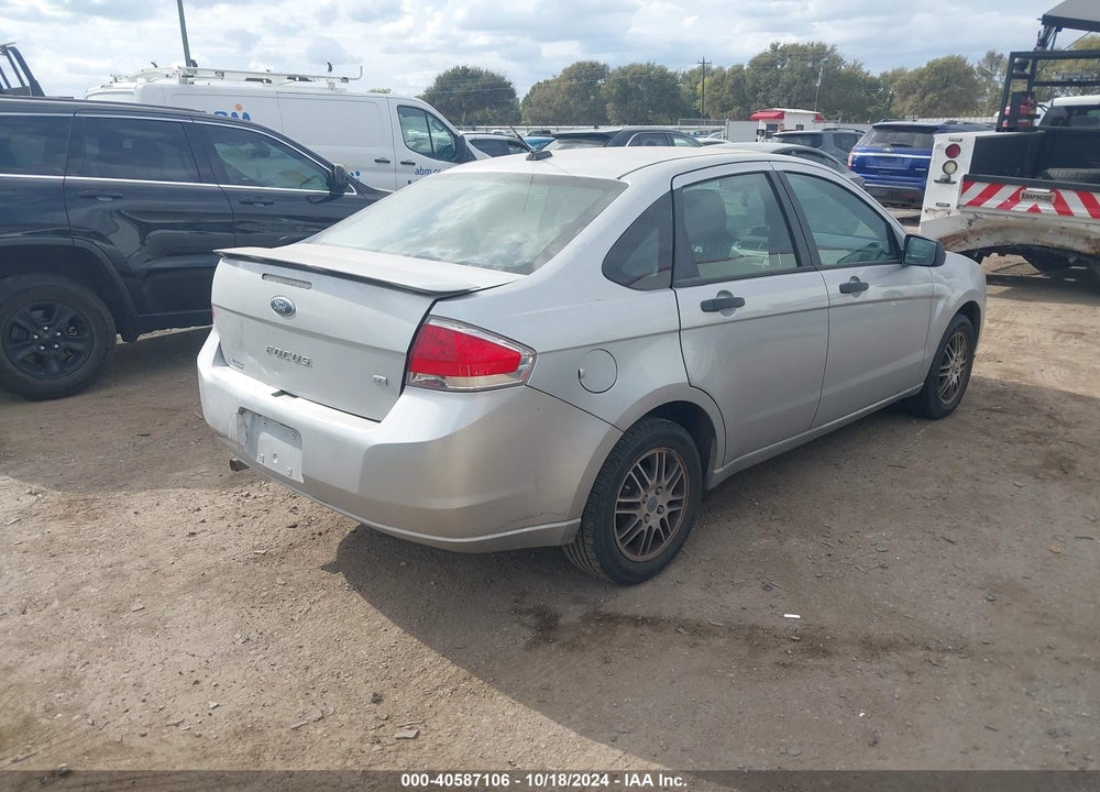 2011 FORD FOCUS SE VIN: 1FAHP3FN7BW147473
