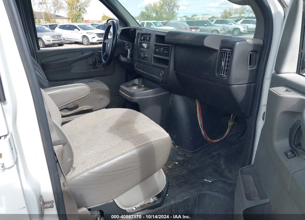 2010 CHEVROLET EXPRESS 1500 WORK VAN VIN: 1GCUGAD4XA1179398