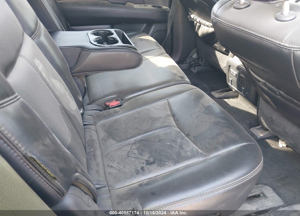 2019 NISSAN PATHFINDER SL VIN: 5N1DR2MNXKC622952