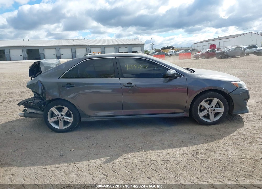 2014 TOYOTA CAMRY SE VIN: 4T1BF1FK9EU377976