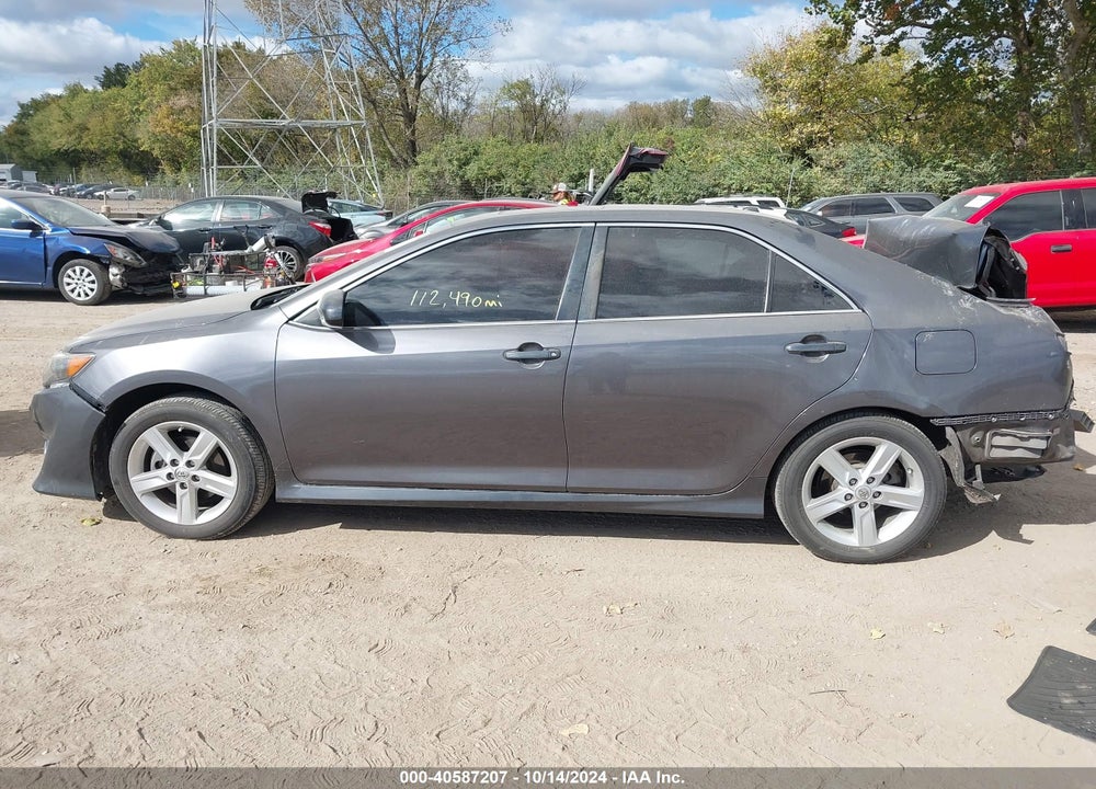 2014 TOYOTA CAMRY SE VIN: 4T1BF1FK9EU377976