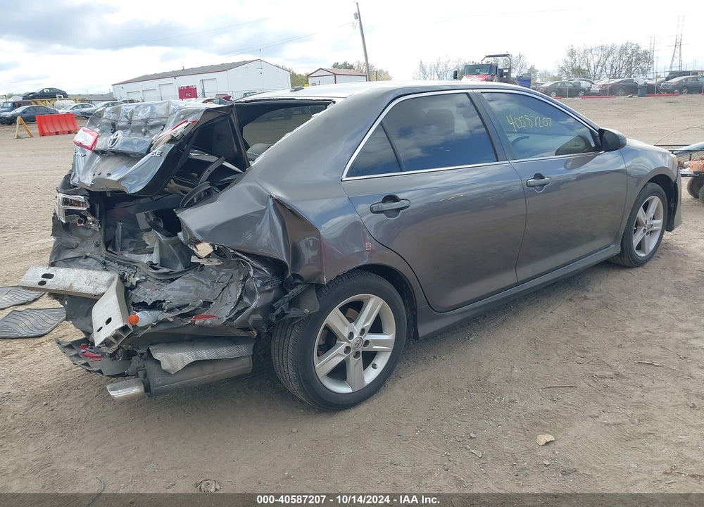 2014 TOYOTA CAMRY SE VIN: 4T1BF1FK9EU377976