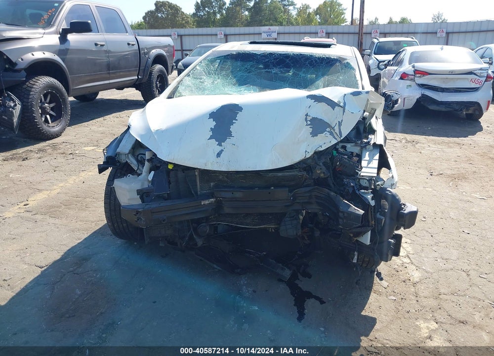 2012 HYUNDAI ELANTRA LIMITED VIN: 5NPDH4AE3CH126615