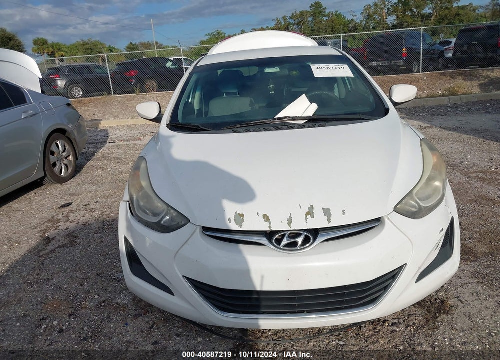 2016 HYUNDAI ELANTRA SE VIN: 5NPDH4AE2GH682341