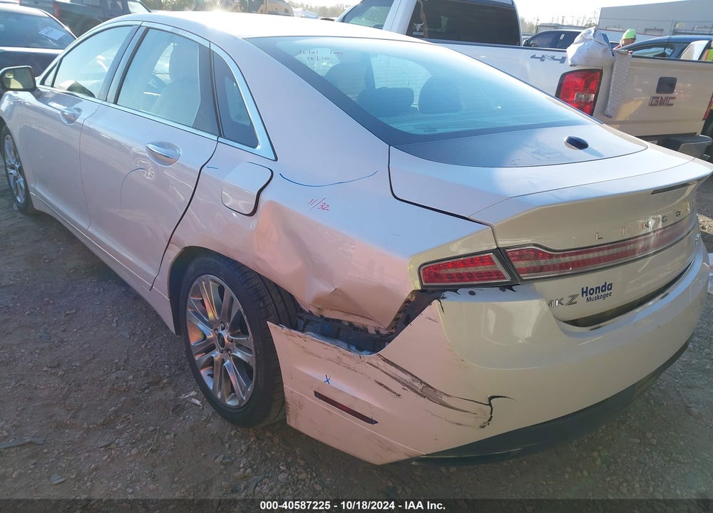 2014 LINCOLN MKZ VIN: 3LN6L2G99ER829380