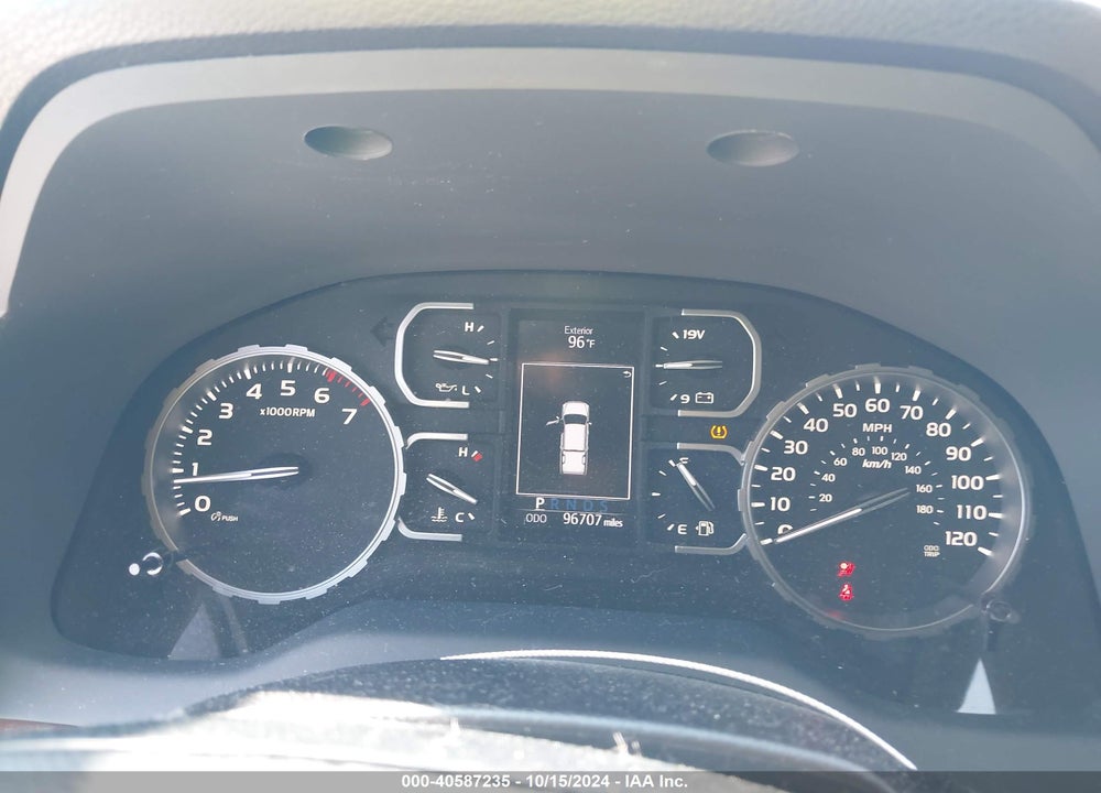 2018 TOYOTA TUNDRA LIMITED 5.7L V8 VIN: 5TFFY5F11JX243583