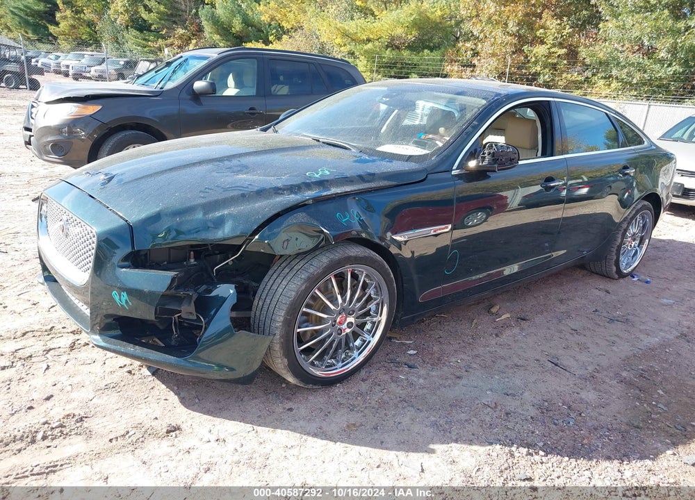 2016 JAGUAR XJ XJL PORTFOLIO VIN: SAJWA2G71G8W01646