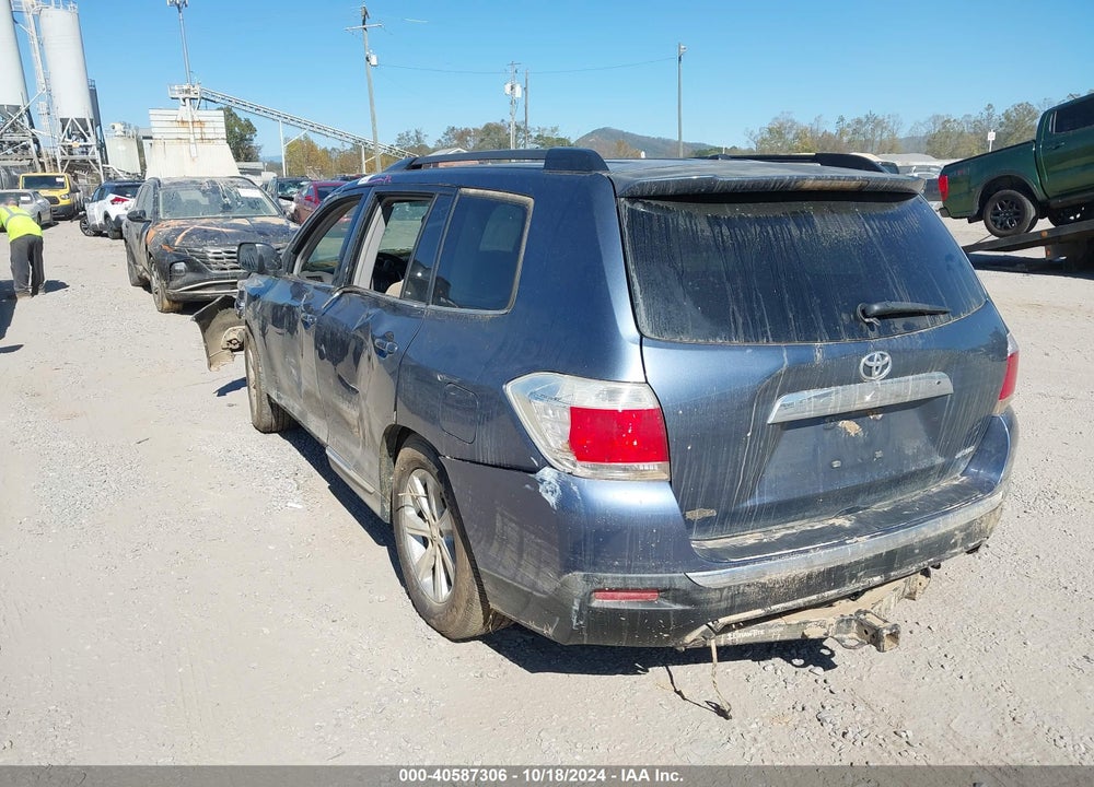 2012 TOYOTA HIGHLANDER SE VIN: 5TDBK3EHXCS098958