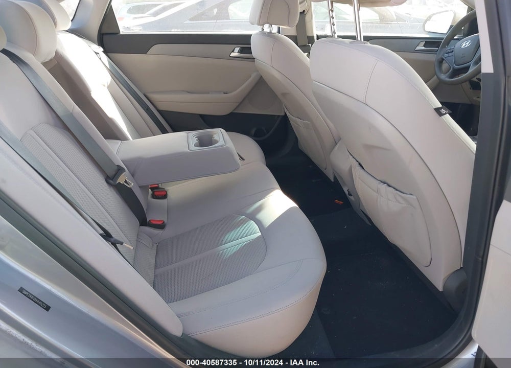 2017 HYUNDAI SONATA SE VIN: 5NPE24AF0HH505223