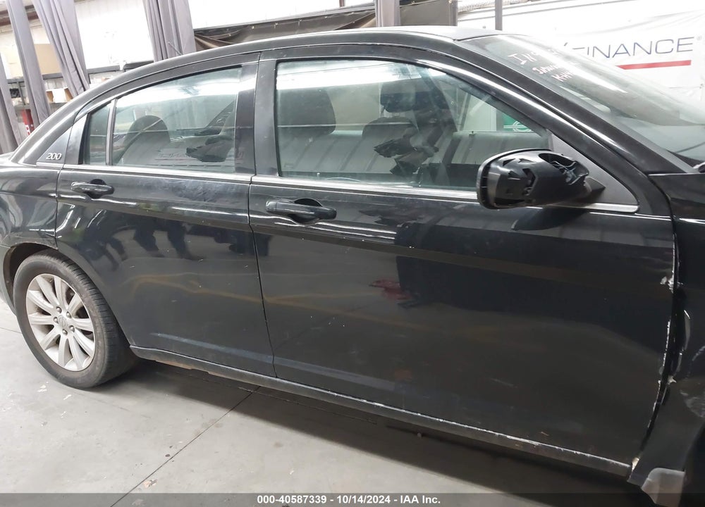 2012 CHRYSLER 200 TOURING VIN: 1C3CCBBB0CN103977