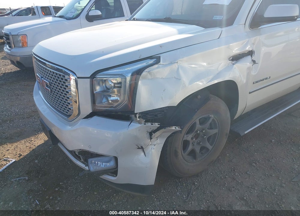 2015 GMC YUKON XL 1500 DENALI VIN: 1GKS1JKJ2FR646957