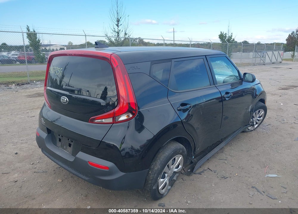 2021 KIA SOUL LX VIN: KNDJ23AU9M7763116
