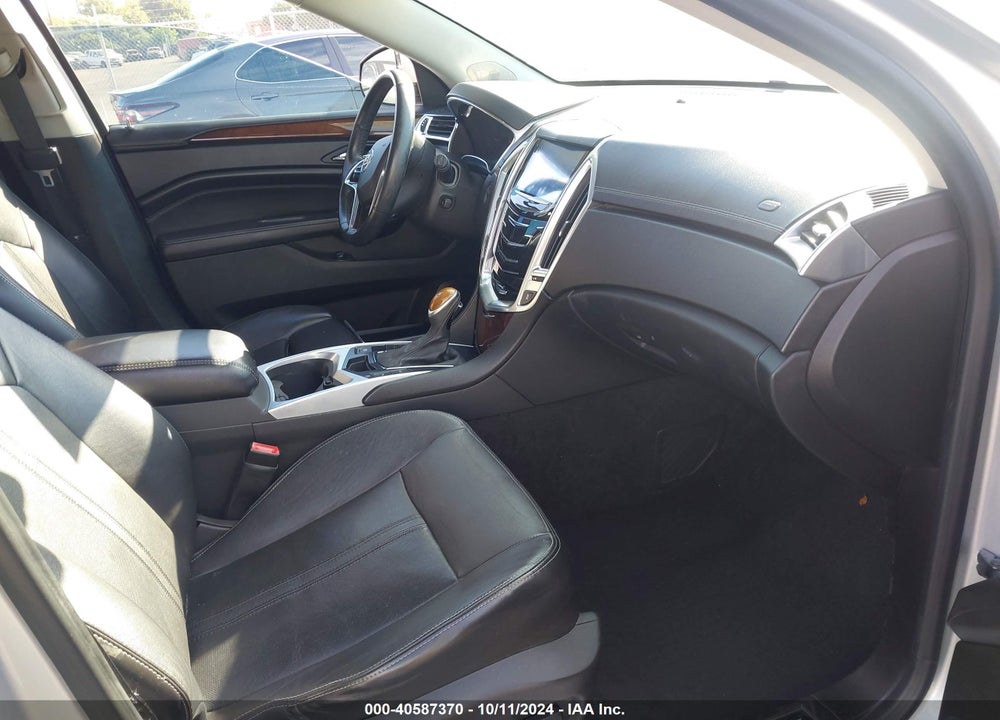 2013 CADILLAC SRX LUXURY COLLECTION VIN: 3GYFNCE33DS647842