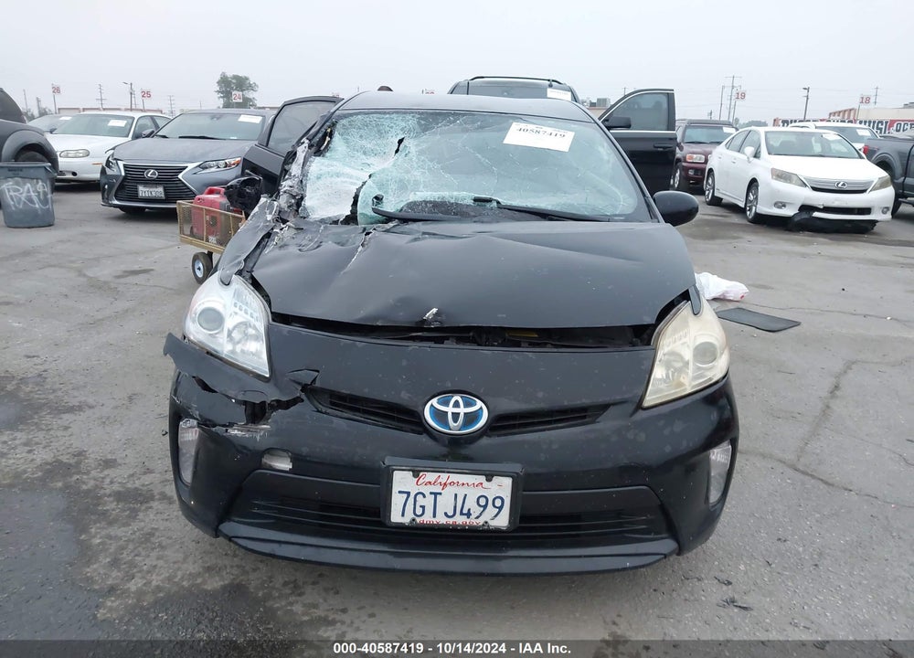 2015 TOYOTA PRIUS VIN: JTDKN3DU4F1876405