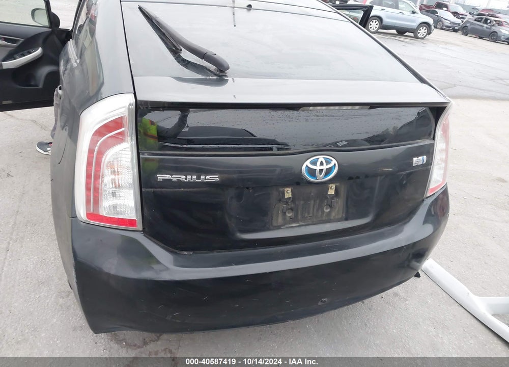 2015 TOYOTA PRIUS VIN: JTDKN3DU4F1876405