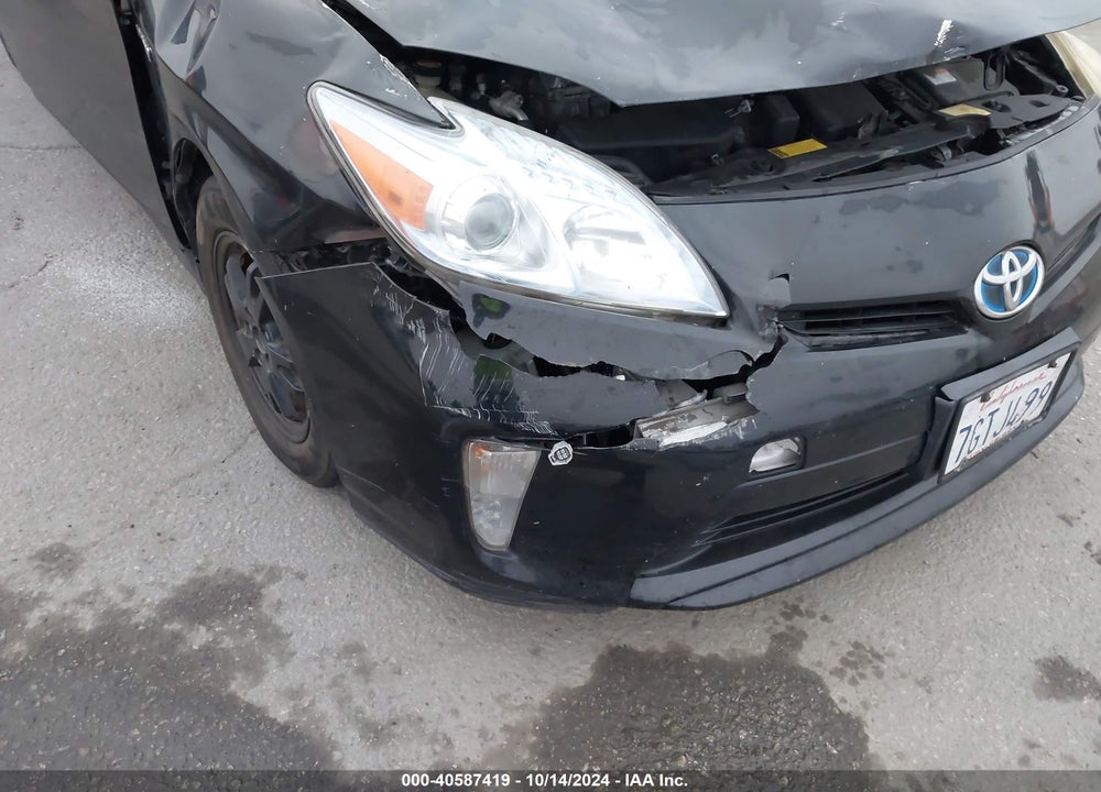 2015 TOYOTA PRIUS VIN: JTDKN3DU4F1876405
