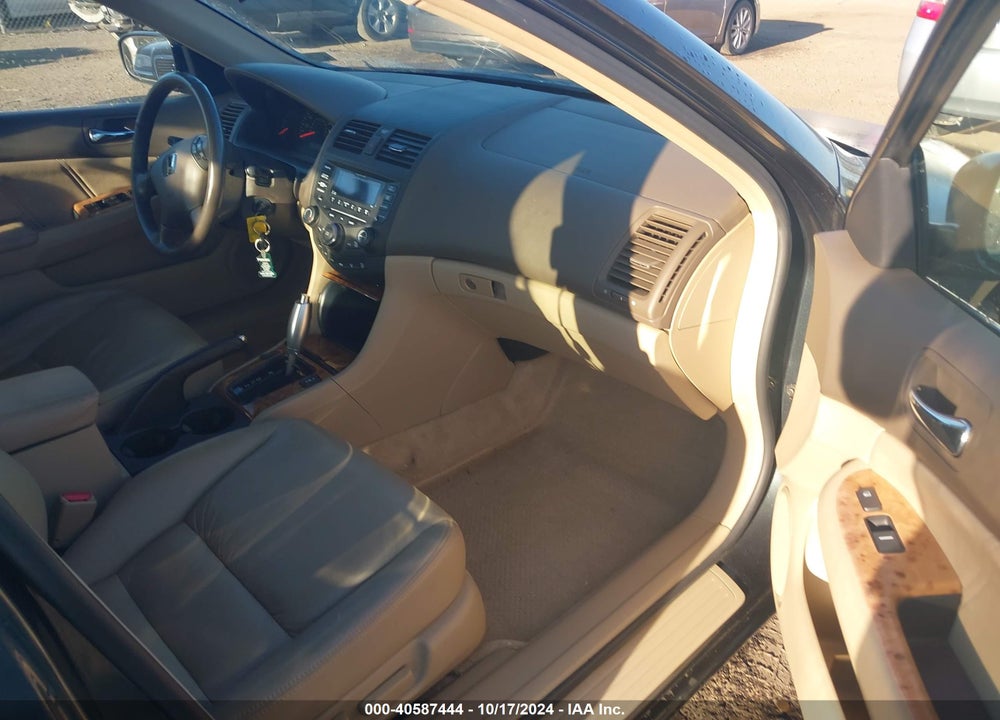 2004 HONDA ACCORD 3.0 EX VIN: 1HGCM66534A032756