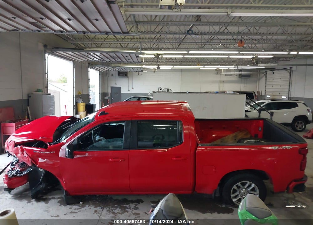 2022 CHEVROLET SILVERADO 1500 4WD SHORT BED RST VIN: 1GCUDEED5NZ624779