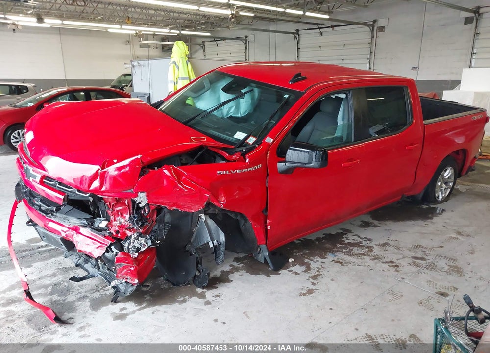 2022 CHEVROLET SILVERADO 1500 4WD SHORT BED RST VIN: 1GCUDEED5NZ624779