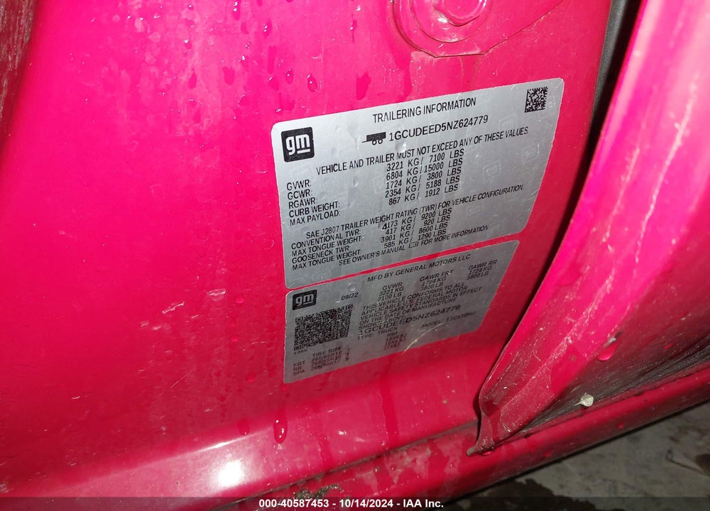 2022 CHEVROLET SILVERADO 1500 4WD SHORT BED RST VIN: 1GCUDEED5NZ624779