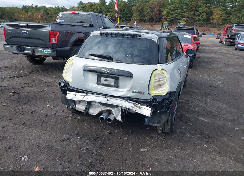 2021 MINI HARDTOP COOPER S VIN: WMWXR5C06M2M95633