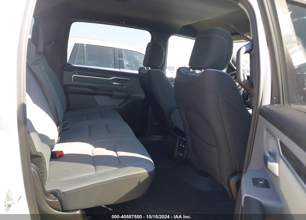 2022 RAM 1500 BIG HORN 4X4 6'4 BOX VIN: 1C6RRFMG5NN419664