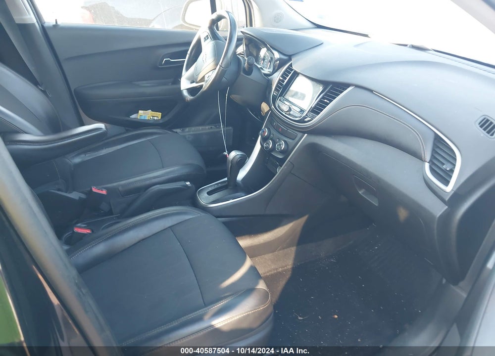 2019 CHEVROLET TRAX LT VIN: 3GNCJLSB8KL396881