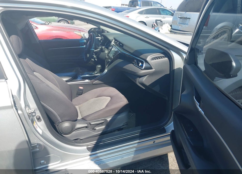 2018 TOYOTA CAMRY HYBRID LE VIN: 4T1B31HK2JU506169