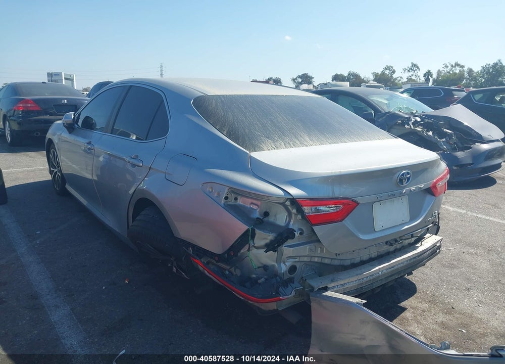 2018 TOYOTA CAMRY HYBRID LE VIN: 4T1B31HK2JU506169