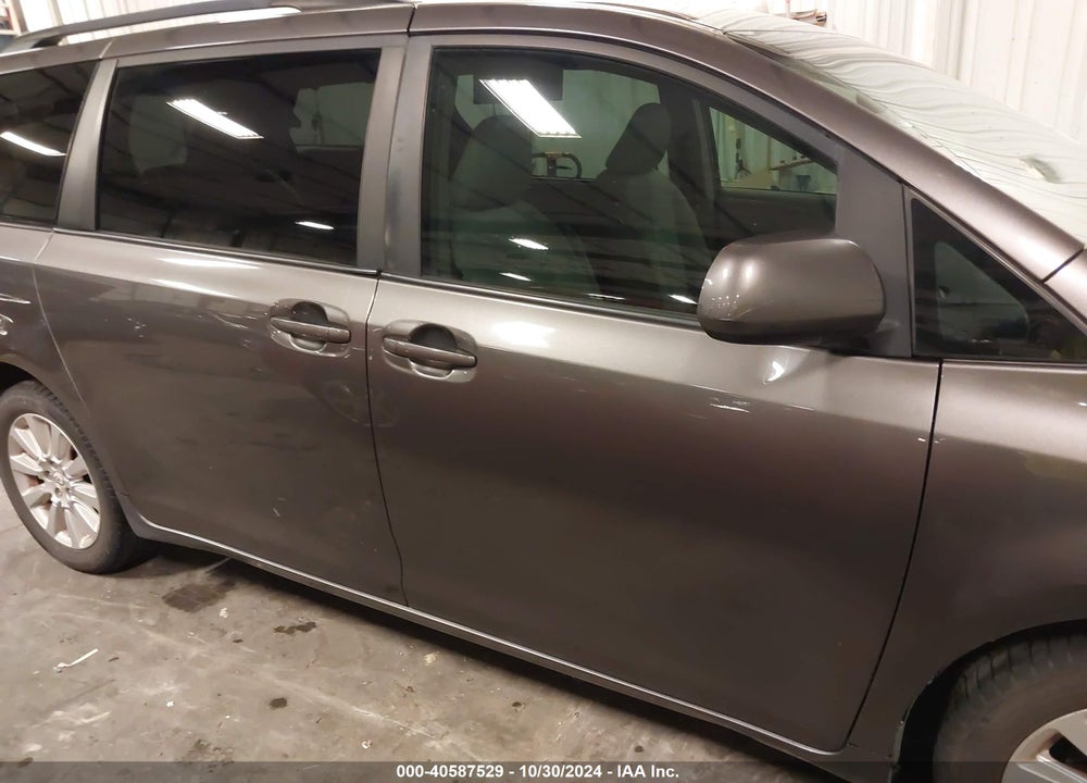 2011 TOYOTA SIENNA XLE VIN: 5TDDK3DC0BS004163
