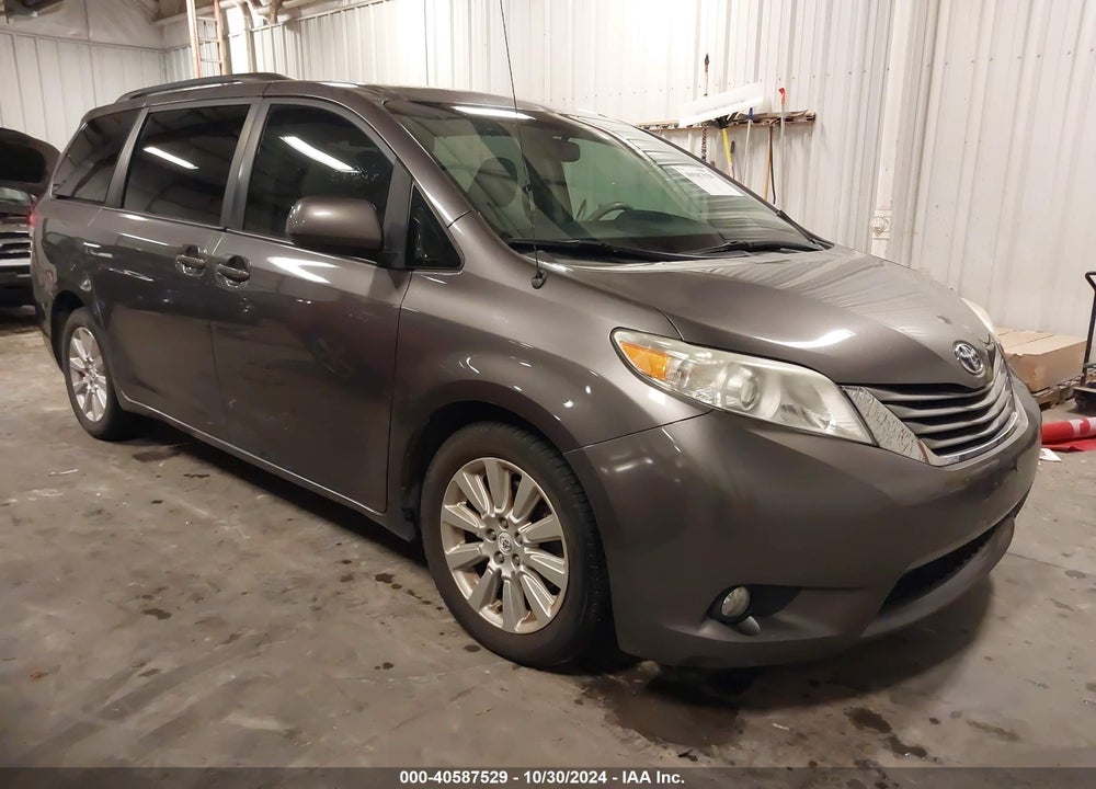 2011 TOYOTA SIENNA XLE VIN: 5TDDK3DC0BS004163