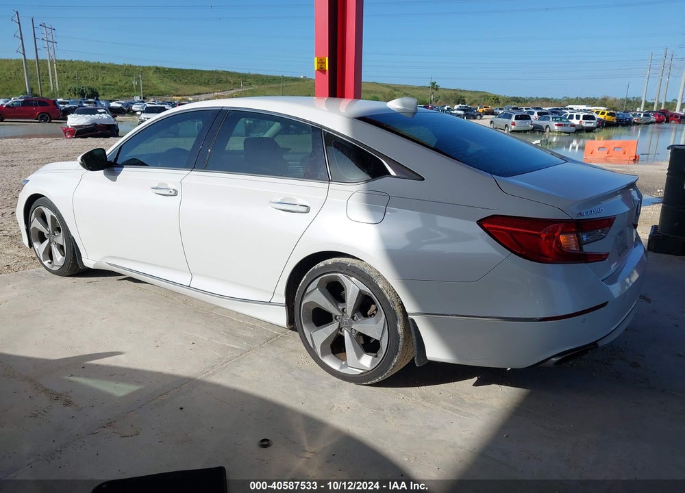 2018 HONDA ACCORD TOURING VIN: 1HGCV1F99JA067381