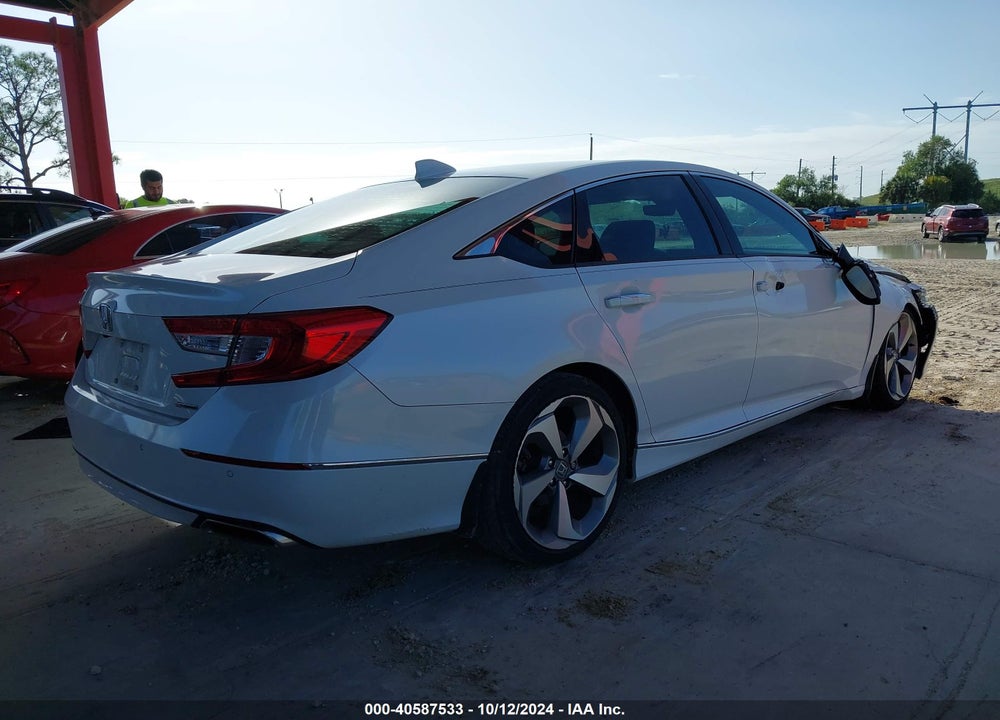 2018 HONDA ACCORD TOURING VIN: 1HGCV1F99JA067381
