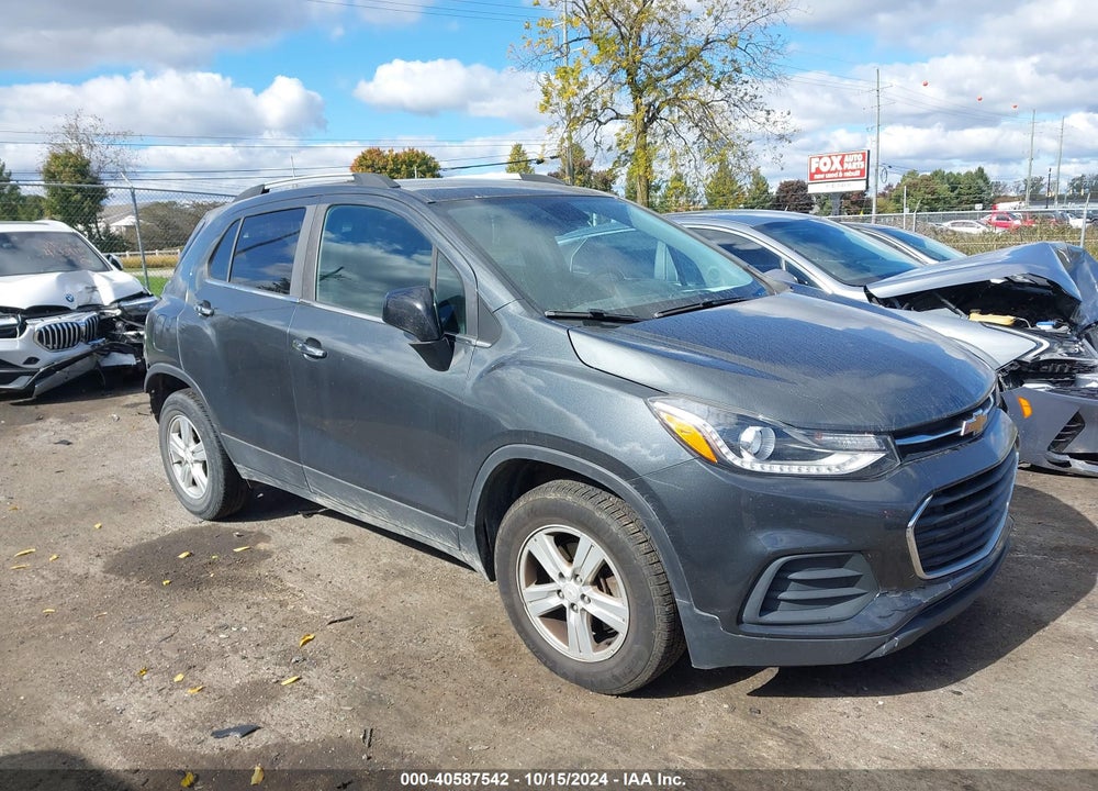 2018 CHEVROLET TRAX LT VIN: KL7CJPSB1JB726714