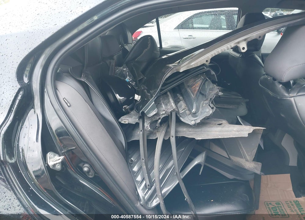 2019 TOYOTA CAMRY LE VIN: 4T1B11HK2KU806141