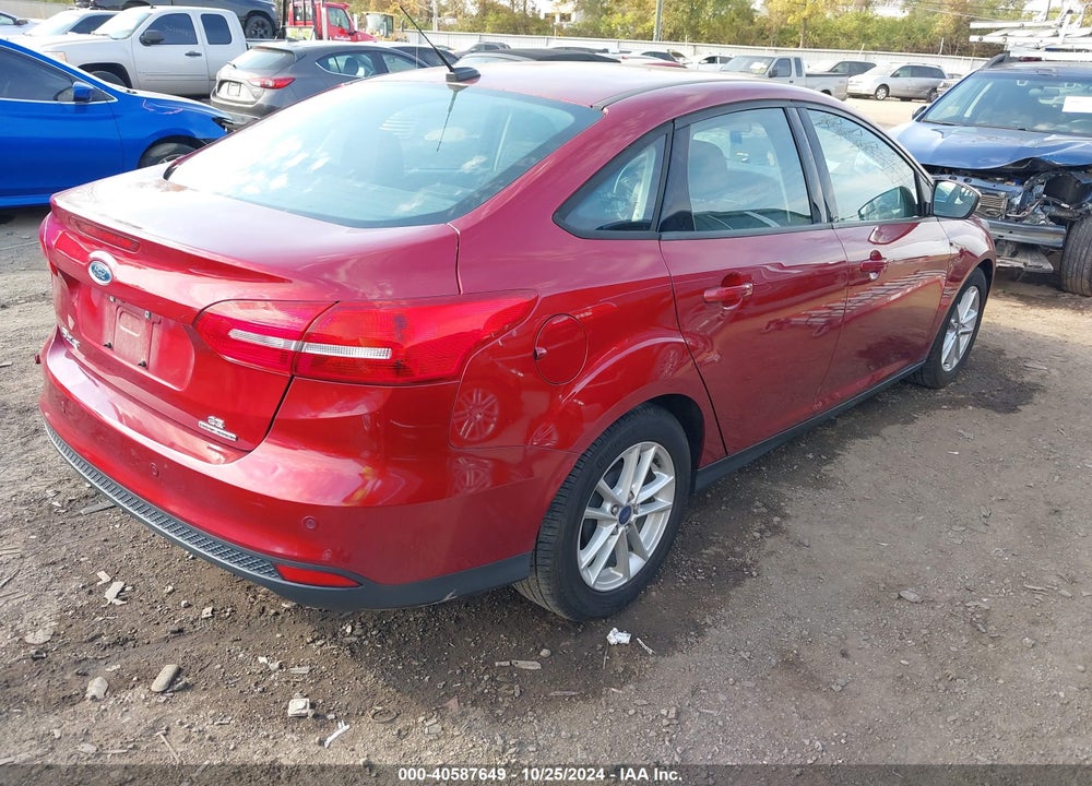 2015 FORD FOCUS SE VIN: 1FADP3F27FL383505