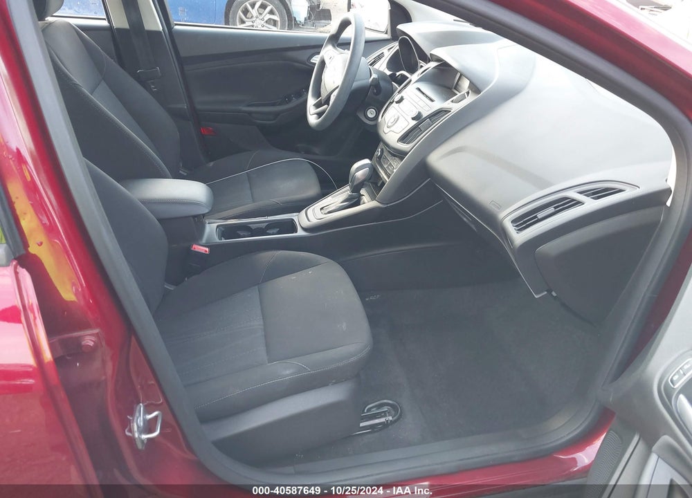 2015 FORD FOCUS SE VIN: 1FADP3F27FL383505