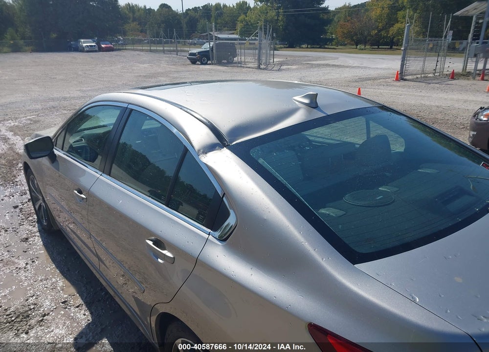 2016 SUBARU LEGACY 2.5I LIMITED VIN: 4S3BNAN63G3031572