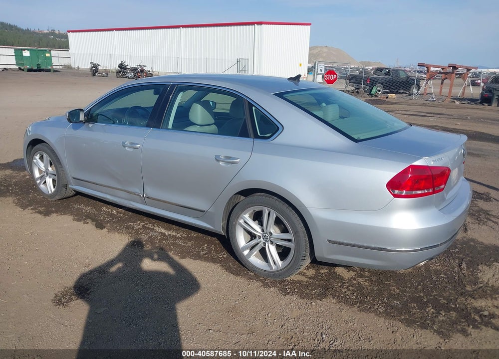 2013 VOLKSWAGEN PASSAT 2.0L TDI SEL PREMIUM VIN: 1VWCN7A36DC137073