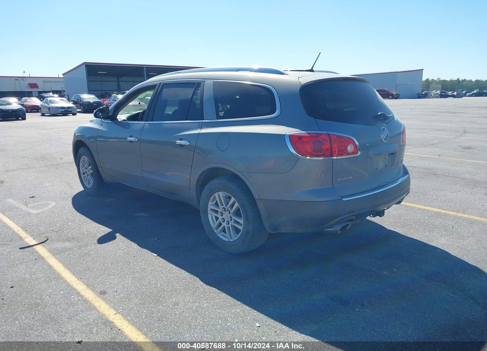 2008 BUICK ENCLAVE CX VIN: 5GAER13798J189443