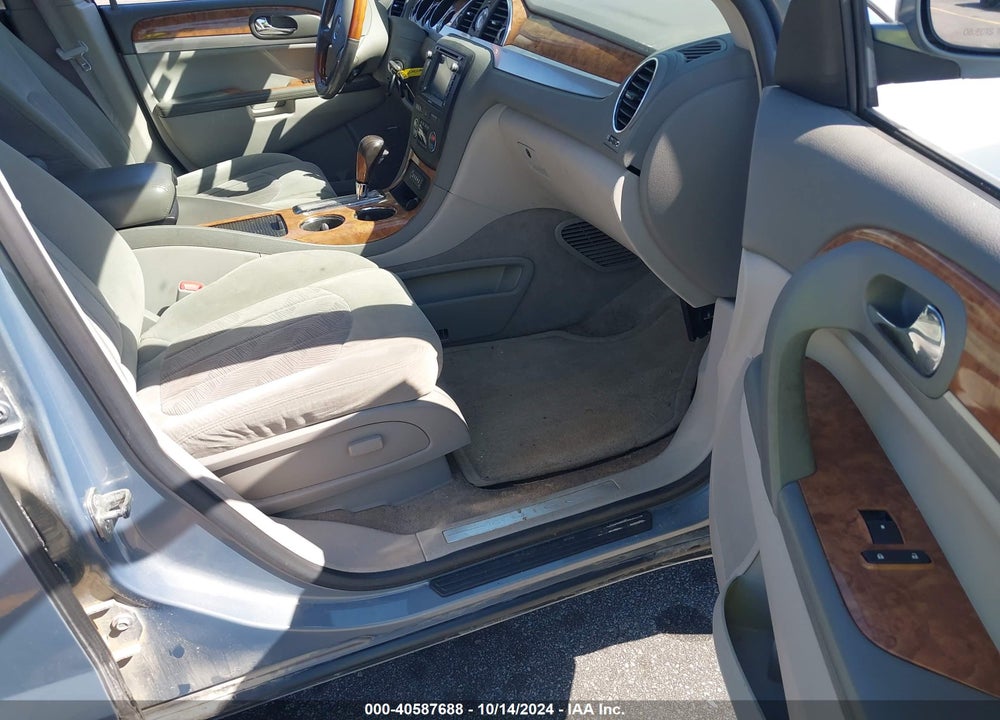 2008 BUICK ENCLAVE CX VIN: 5GAER13798J189443
