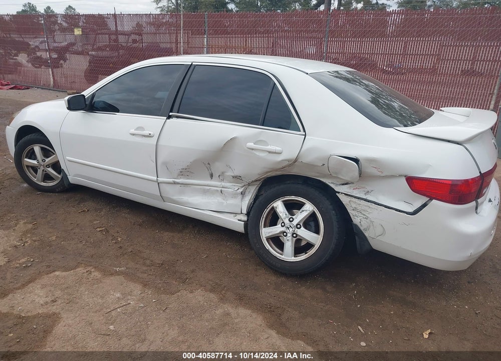 2005 HONDA ACCORD 2.4 EX VIN: JHMCM557X5C001603
