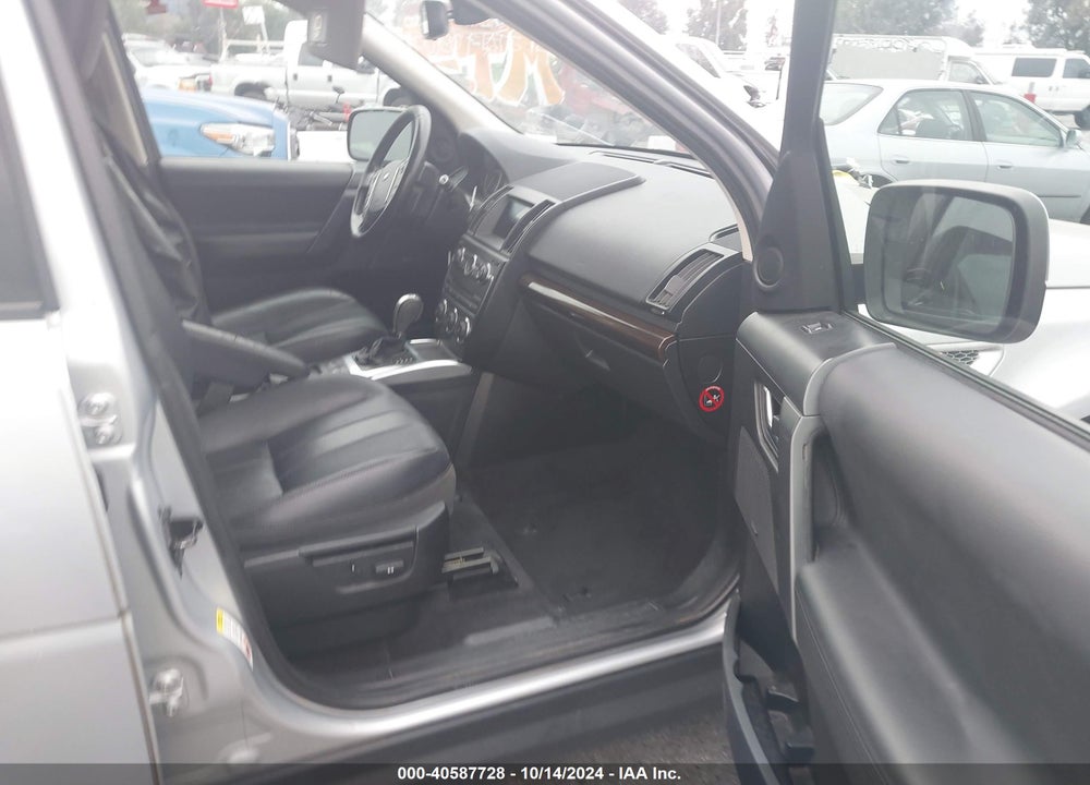 2013 LAND ROVER LR2 VIN: SALFR2BG3DH380764