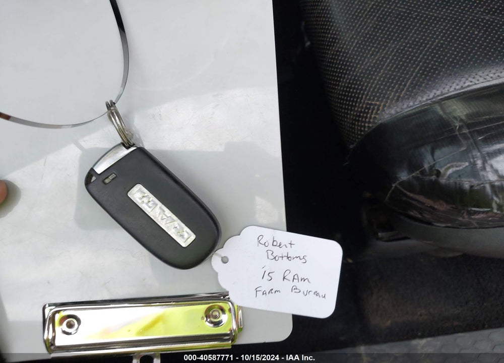 2015 RAM 2500 LAIE VIN: 3C6UR5NL5FG627960