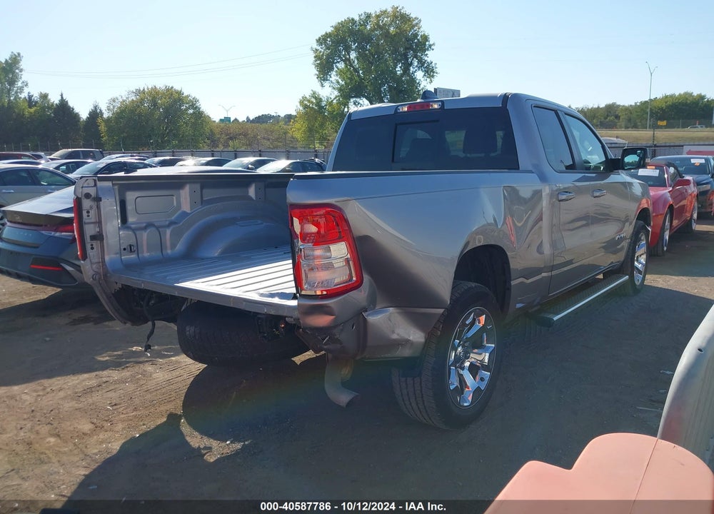 2021 RAM 1500 BIG HORN 4X2 6'4 BOX VIN: 1C6RREBG3MN627960