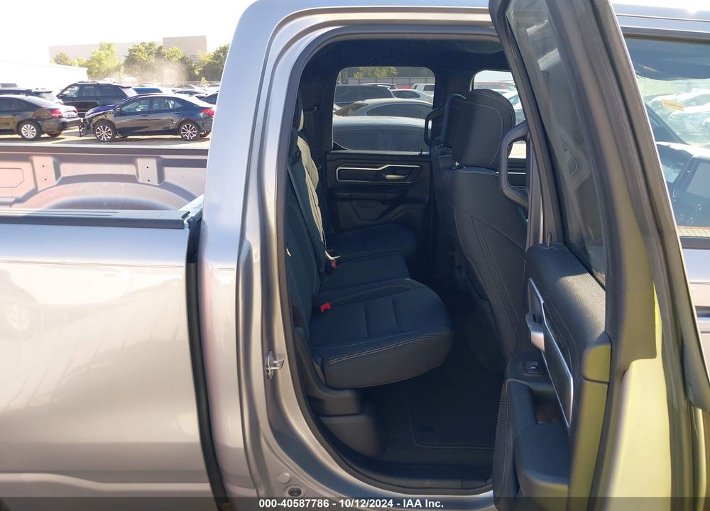 2021 RAM 1500 BIG HORN 4X2 6'4 BOX VIN: 1C6RREBG3MN627960