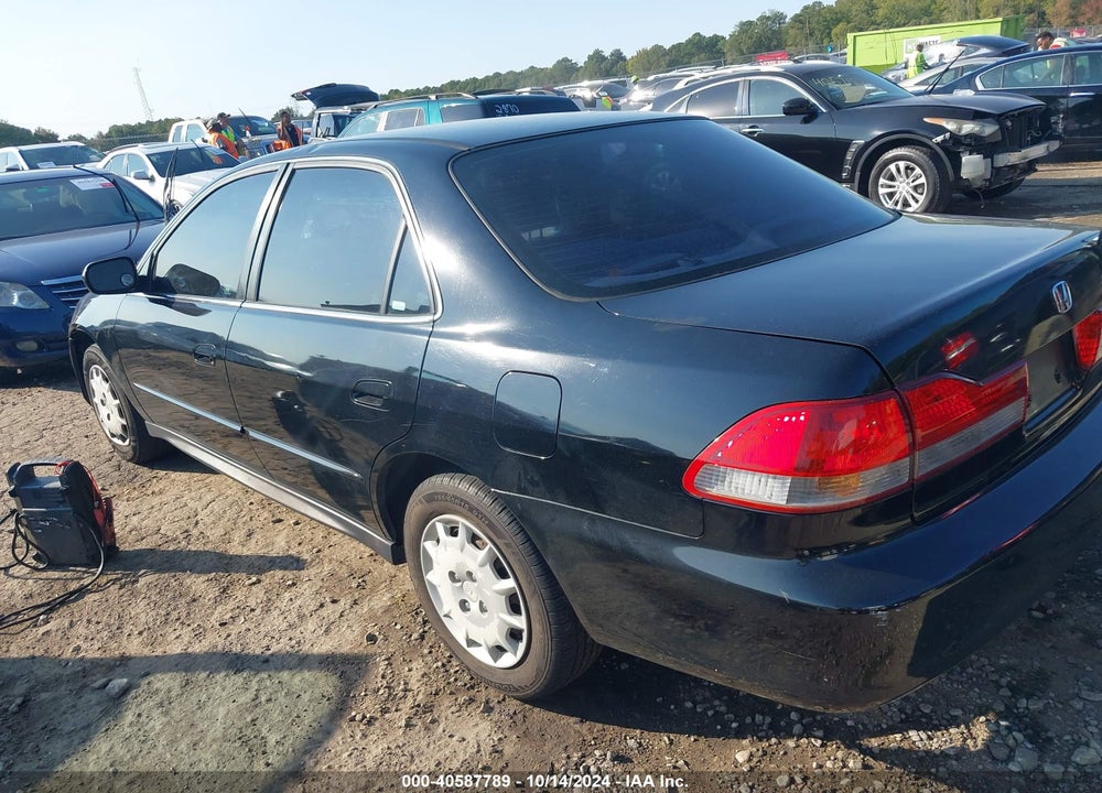 2001 HONDA ACCORD 2.3 LX VIN: 1HGCG56441A095403