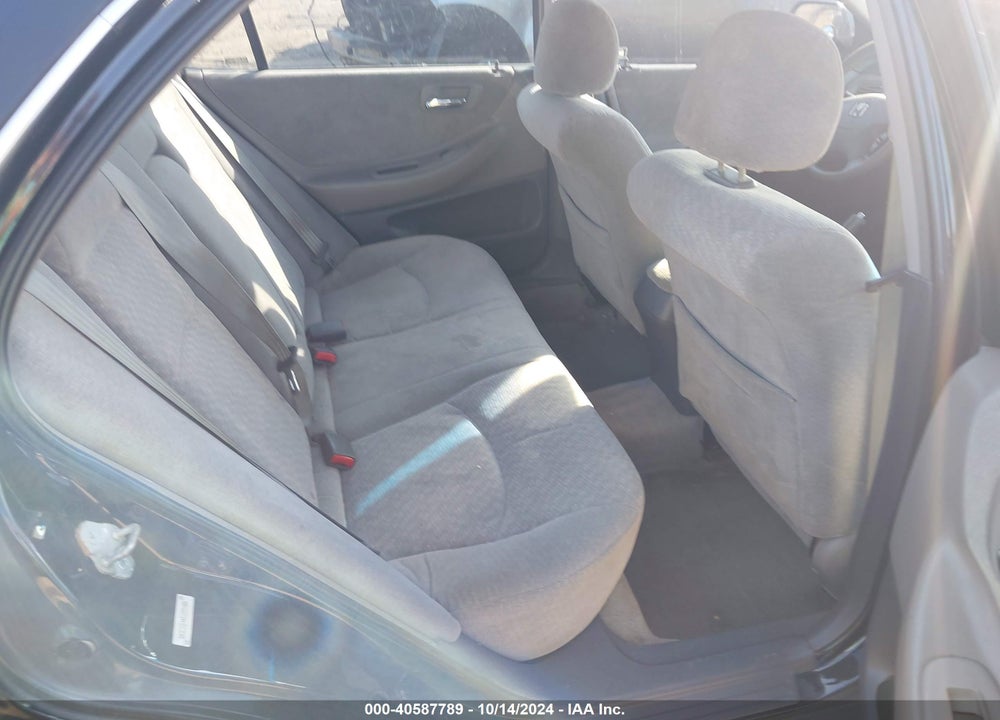 2001 HONDA ACCORD 2.3 LX VIN: 1HGCG56441A095403