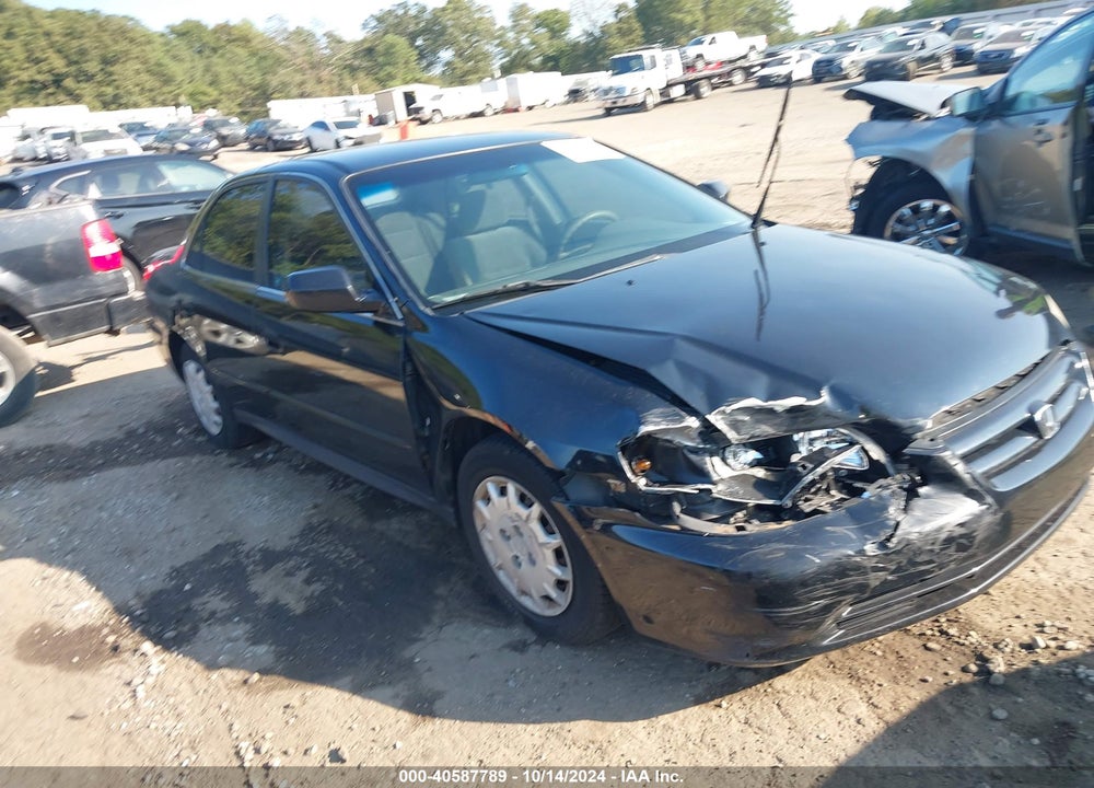 2001 HONDA ACCORD 2.3 LX VIN: 1HGCG56441A095403